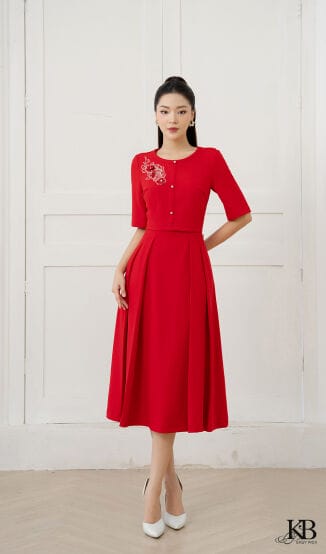 Maxi thêu hoa 1 bên nẹp ốp