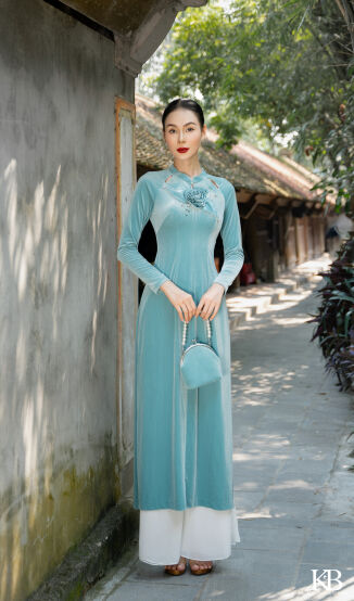 Áo dài Xuân Niên