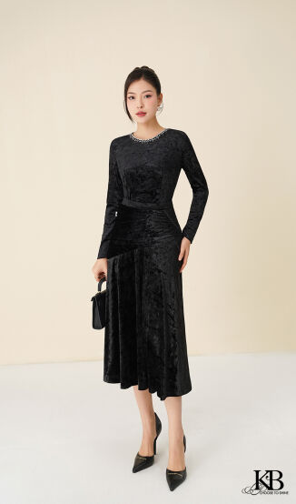 Croptop cổ tròn đính hạt