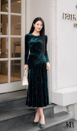 Croptop cổ tròn đính hạt