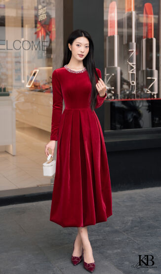 Maxi cổ tròn gấu bum
