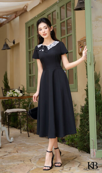 Maxi cổ ren nơ lệch