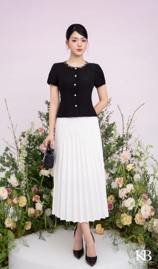 Croptop cổ tròn đính hạt