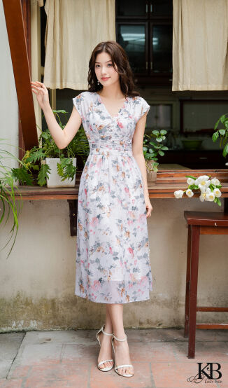 Maxi cổ v rúm vai dáng xoè