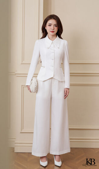 Vest cổ bẻ đính hạt trang trí