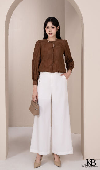 Sơ mi cổ tròn cá cách điệu