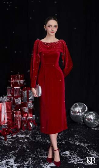 Maxi cổ thuyền đính đá dáng ôm