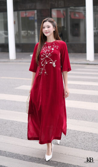 Maxi đính cành hoa xẻ dưới 2 bên