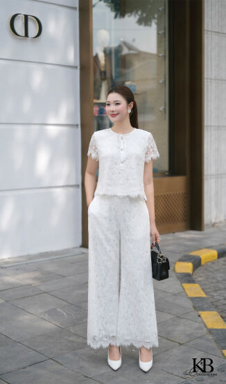 Quần ren khoá sau dáng xuông