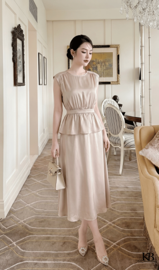 Maxi cổ tròn can đai dáng xoè